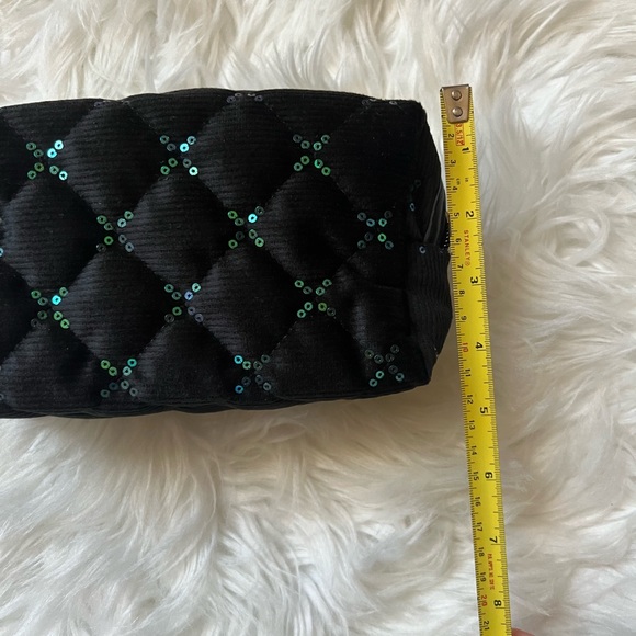 Cute black cosmetic ,pencil or travel bag - Picture 12 of 12